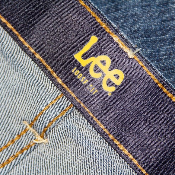 Mens Lee Relaxed Fit - 46x30 - Picture 6 of 6